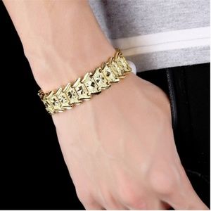 Mens "Adrian" 18K Carving Link Bracelet